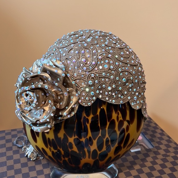 Making New York Hat - Picture 2 of 7